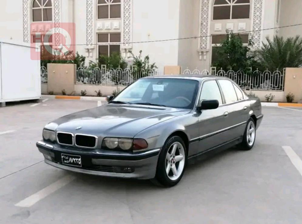 بي ام دبليو الفئة 7